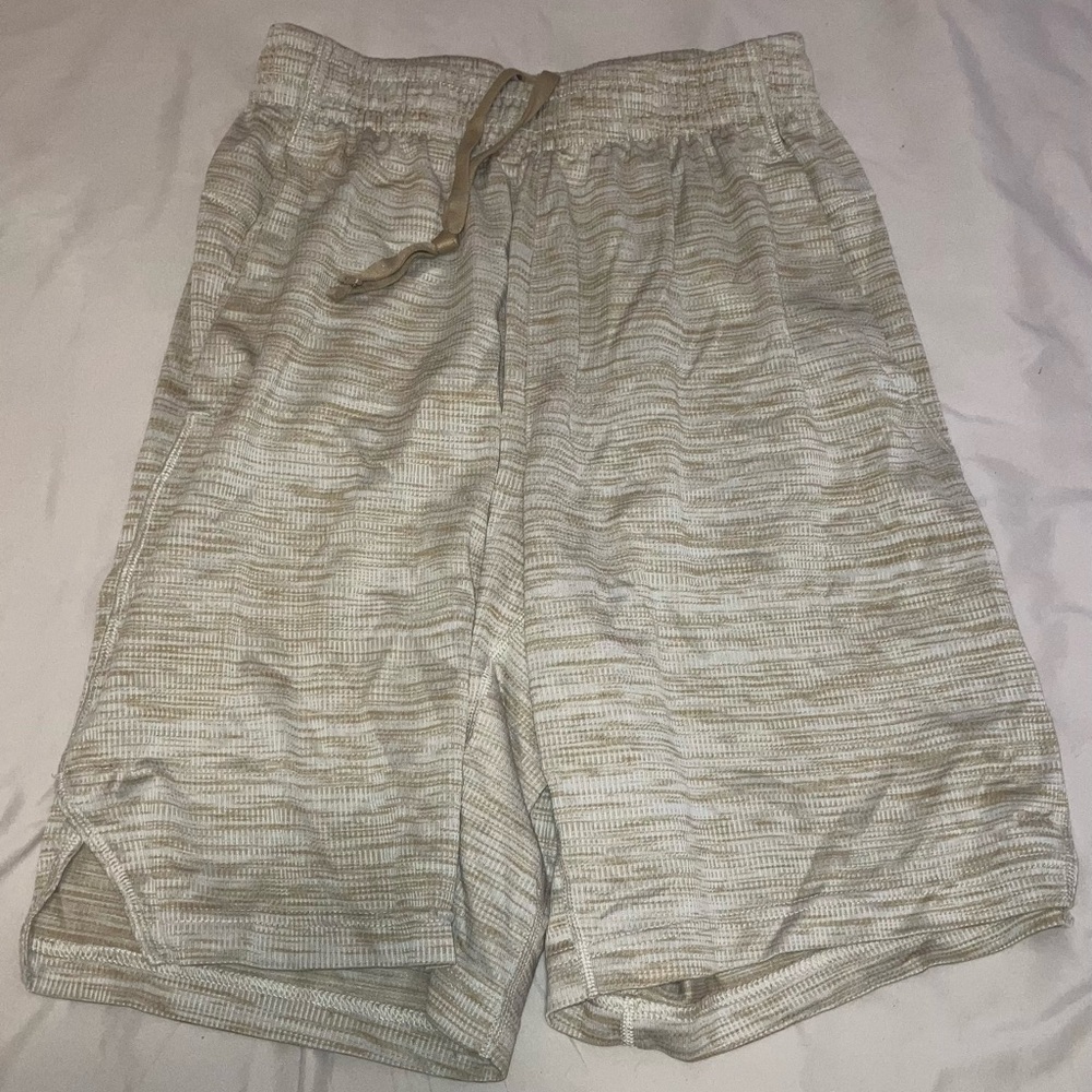 DSG Men's Beige Athletic Shorts !Accepting Offers! Bundle Deals Available